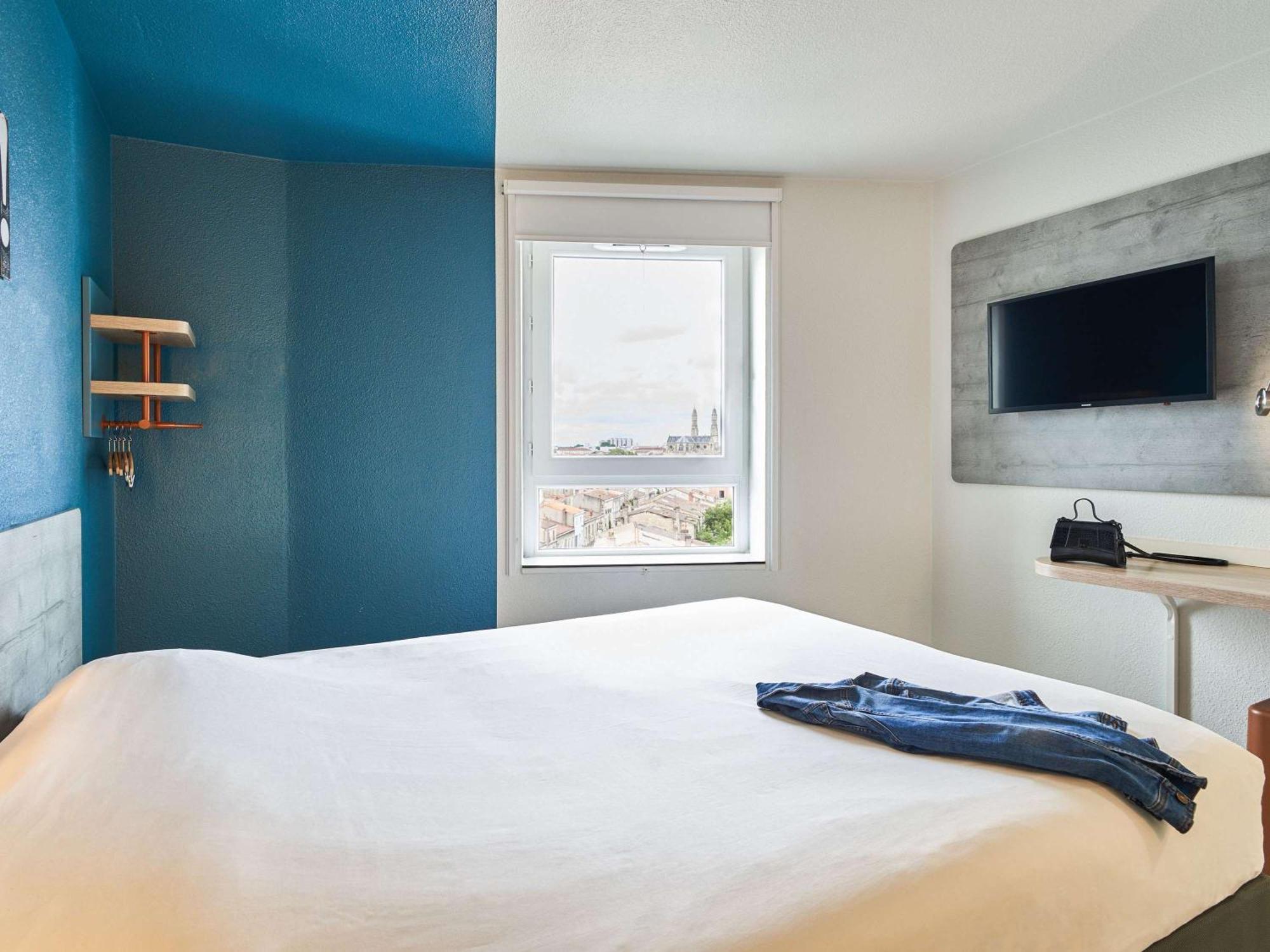 Ibis Budget Bordeaux Centre - Gare Saint Jean Bagian luar foto