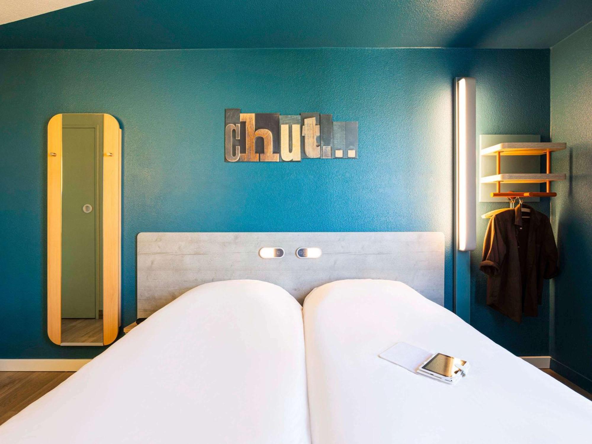 Ibis Budget Bordeaux Centre - Gare Saint Jean Bagian luar foto