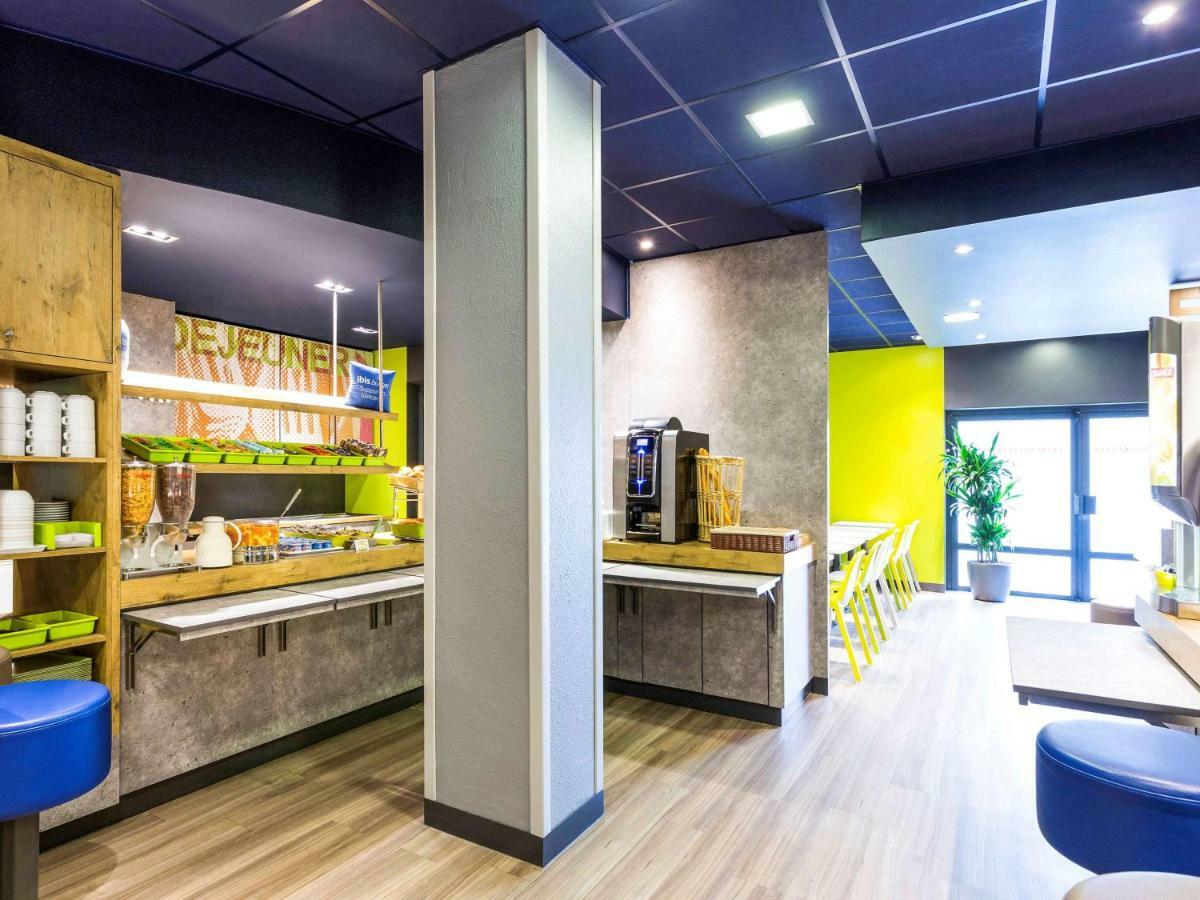 Ibis Budget Bordeaux Centre - Gare Saint Jean Bagian luar foto